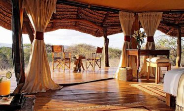 4 Days Lewa Wildlife Conservancy Fly-in Safari
